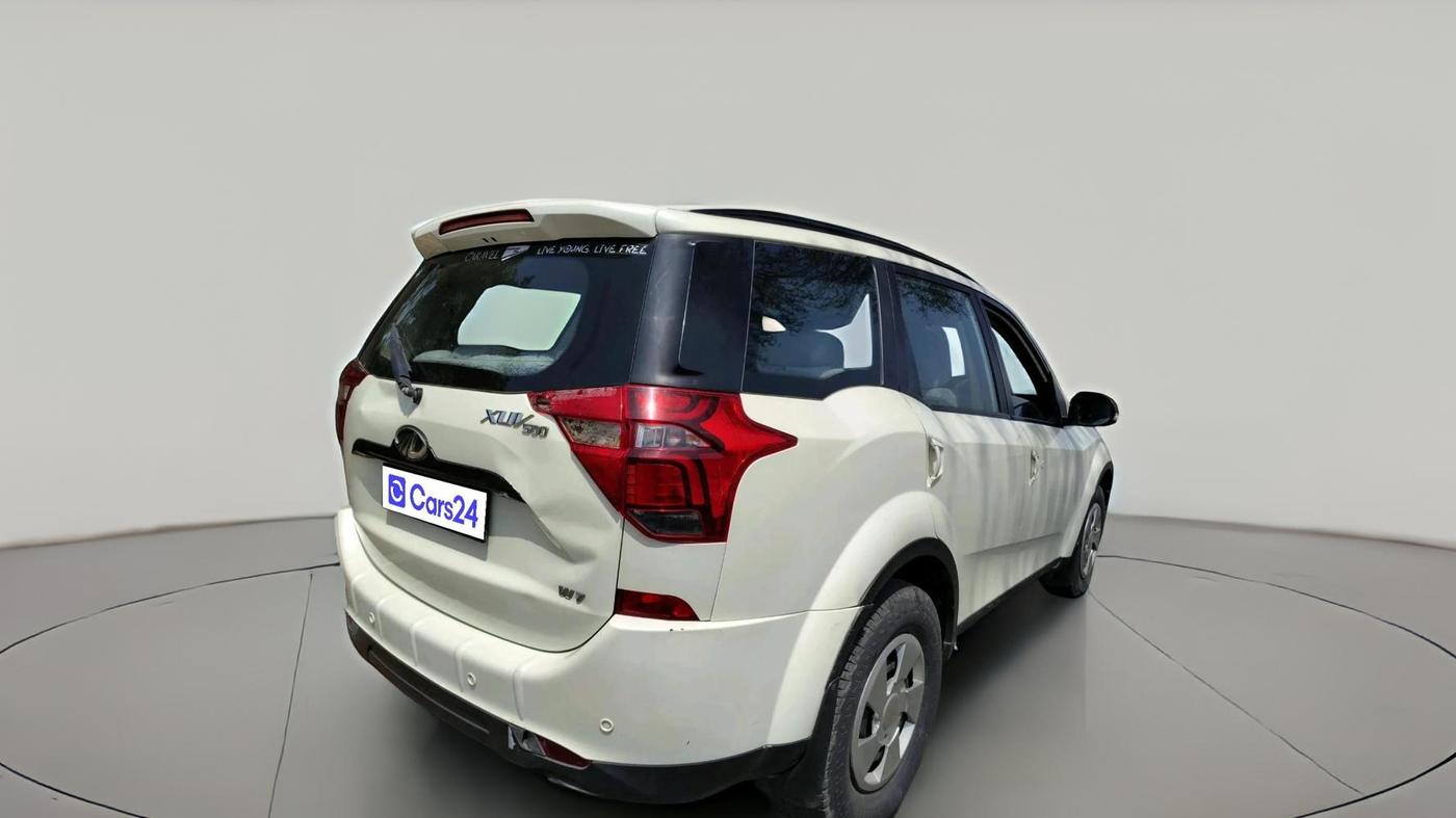 2021 Mahindra XUV500 W7, Diesel, Manual, 84,072 km, exterior