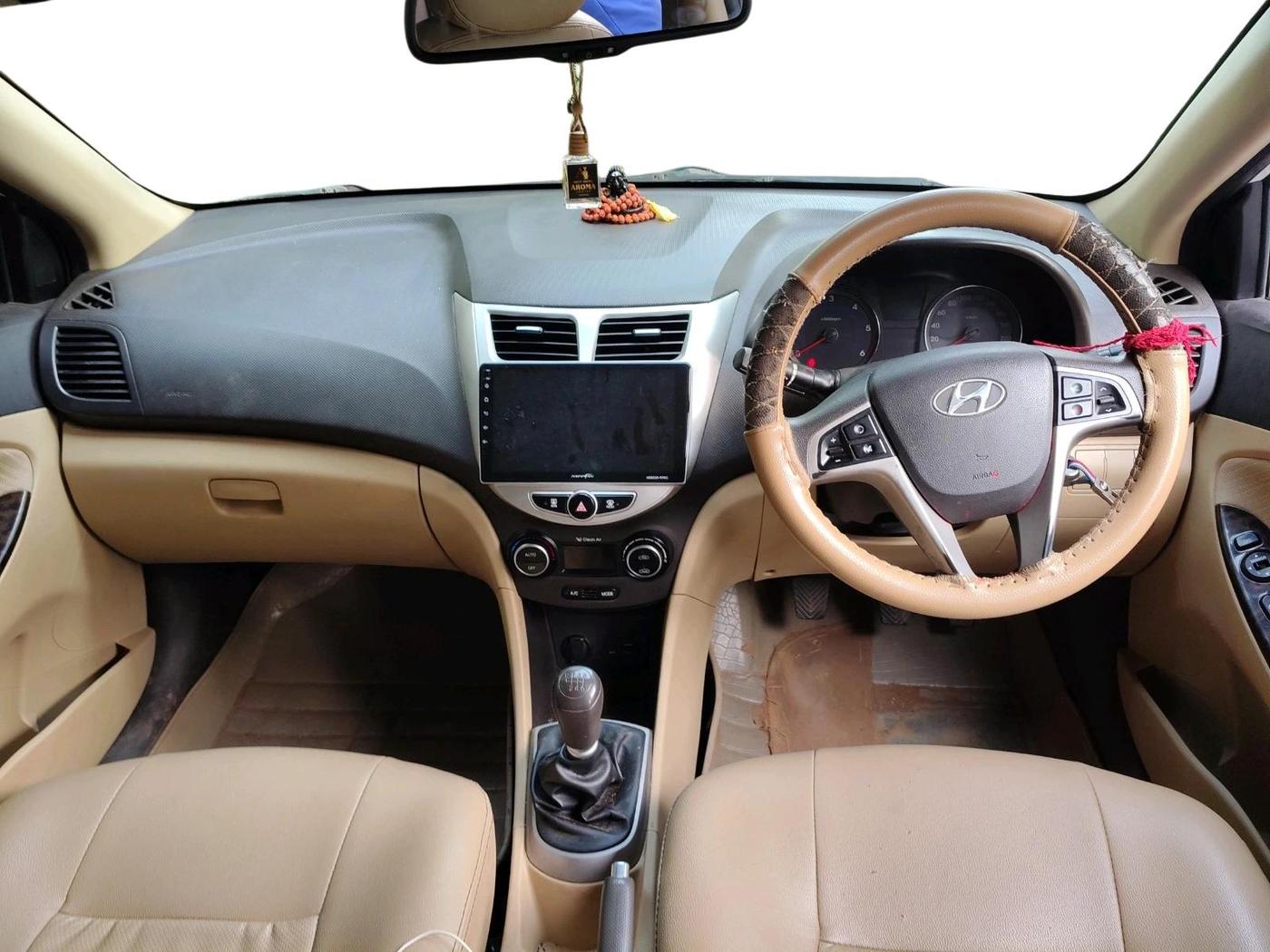 2017 Hyundai Verna 1.6 CRDI SX, Diesel, Manual, 1,42,273 km, interior