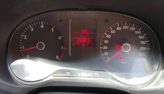 2010 Volkswagen Polo COMFORTLINE 1.2L PETROL, Petrol, Manual, 2,58,607 km, interior