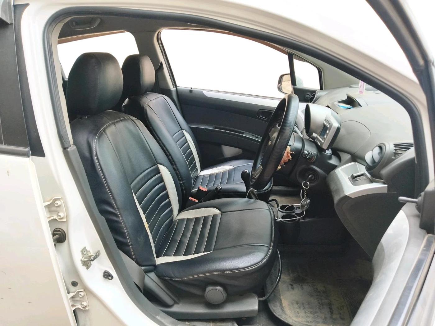2013 Chevrolet Beat LT DIESEL, Diesel, Manual, 1,97,286 km, interior