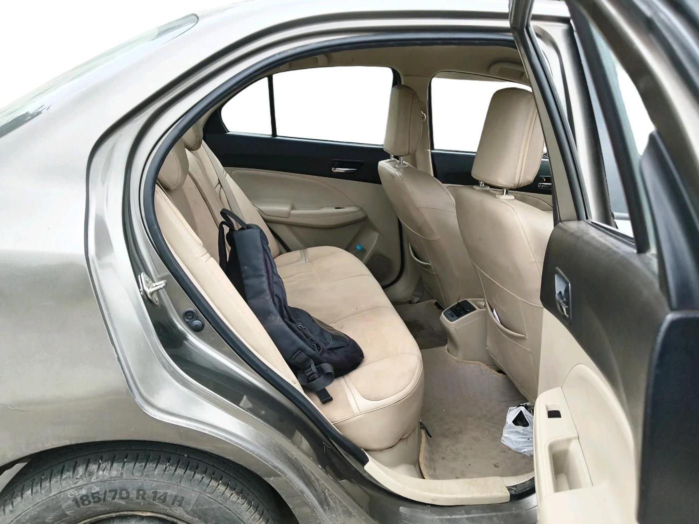 2019 Maruti Dzire VXI, CNG, Manual, 1,21,816 km, interior