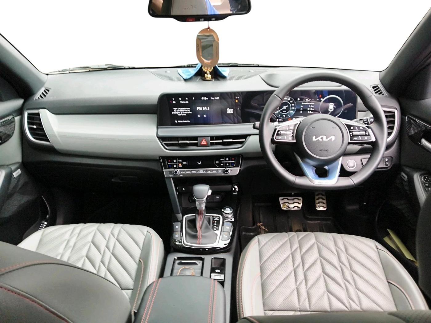 2025 KIA SELTOS  X LINE 1.5 TURBO PETROL DCT, Petrol, Automatic, 4,641 km, interior