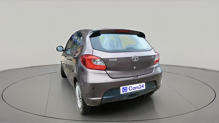 2017 Tata Tiago XT PETROL, Petrol, Manual, 1,16,000 km, exterior