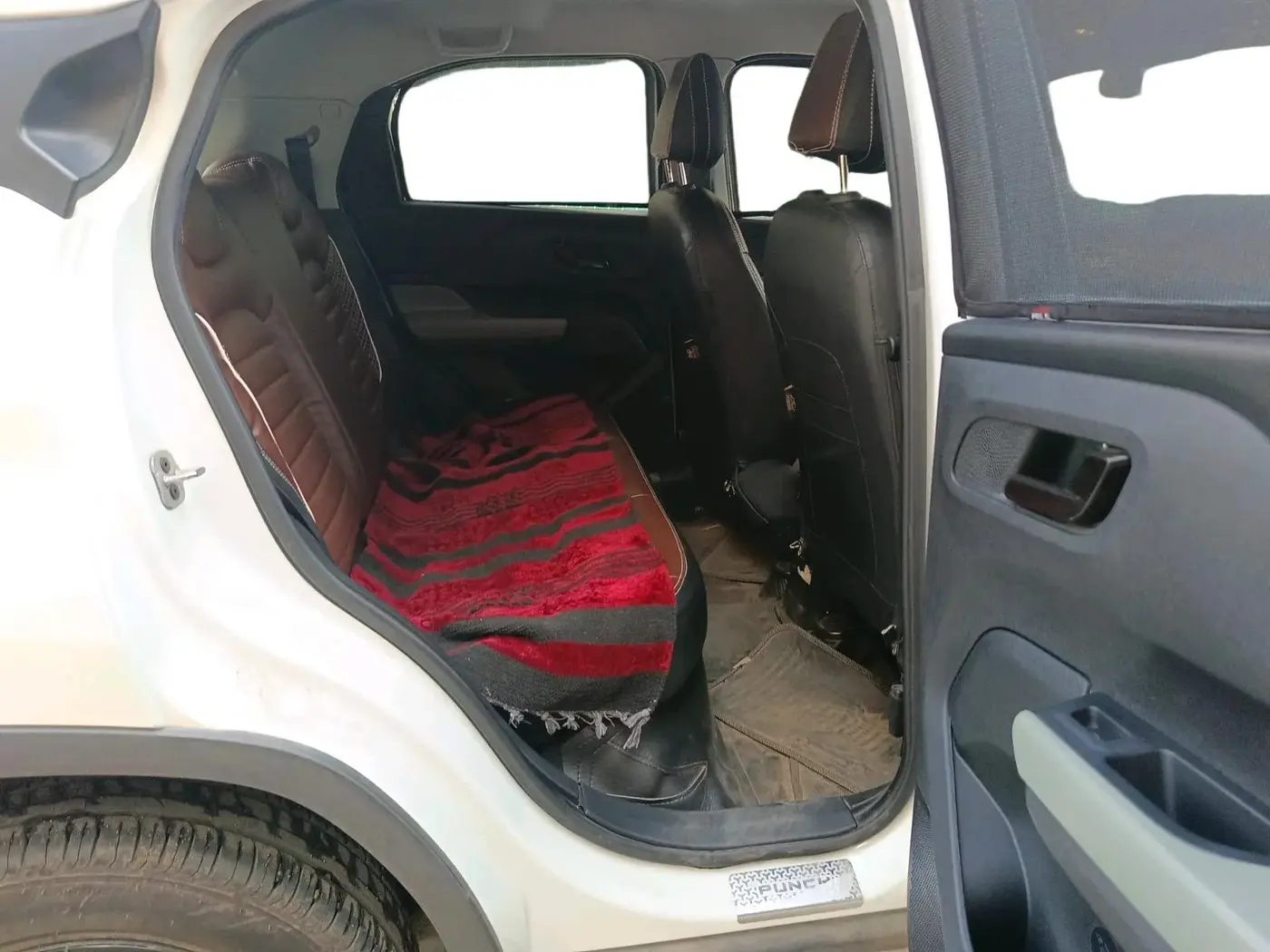 2024 Tata PUNCH ADVENTURE AMT, Petrol, Automatic, 4,535 km, interior