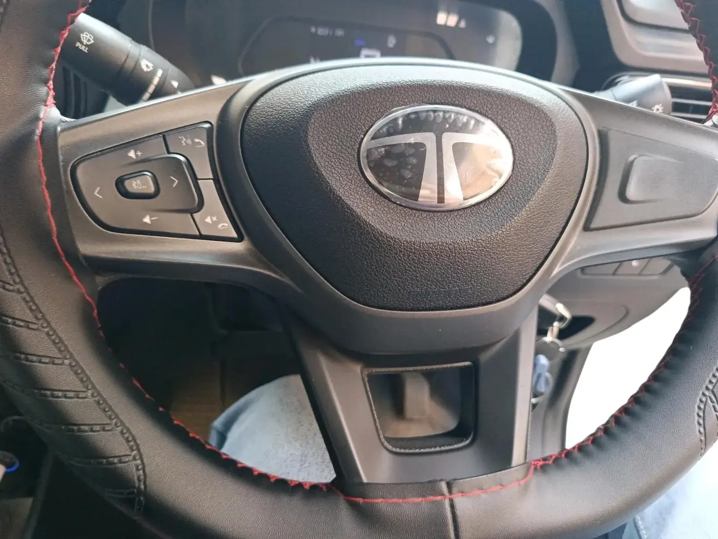 2024 Tata PUNCH ADVENTURE AMT, Petrol, Automatic, 4,535 km, interior
