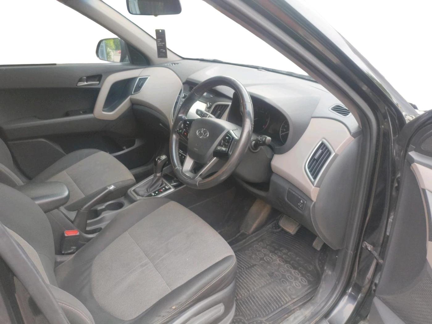2016 Hyundai Creta SX PLUS AT 1.6 DIESEL, Diesel, Automatic, 1,03,554 km, interior