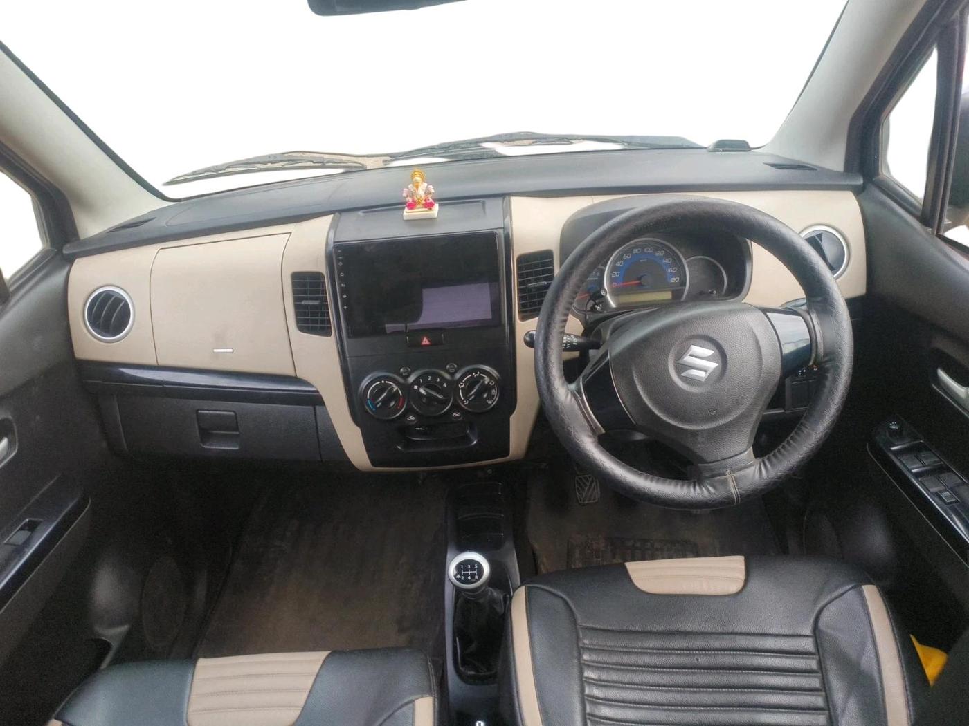 2018 Maruti Wagon R 1.0 VXI, Petrol, Manual, 1,43,365 km, interior