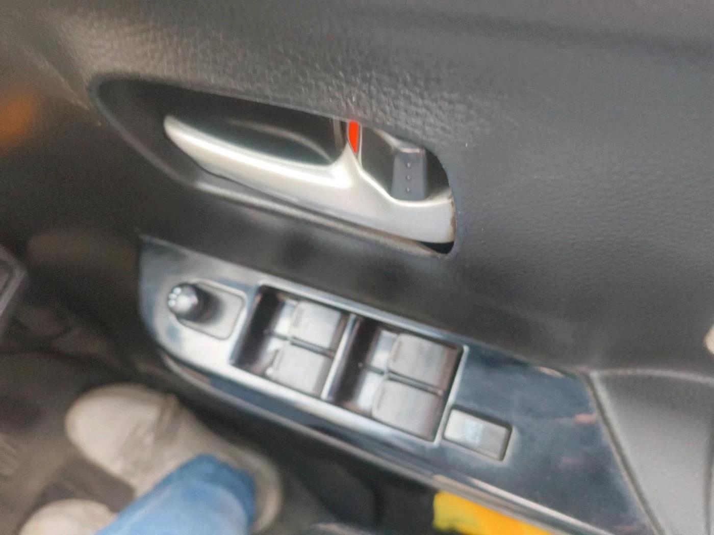 2018 Maruti Wagon R 1.0 VXI, Petrol, Manual, 1,43,365 km, interior