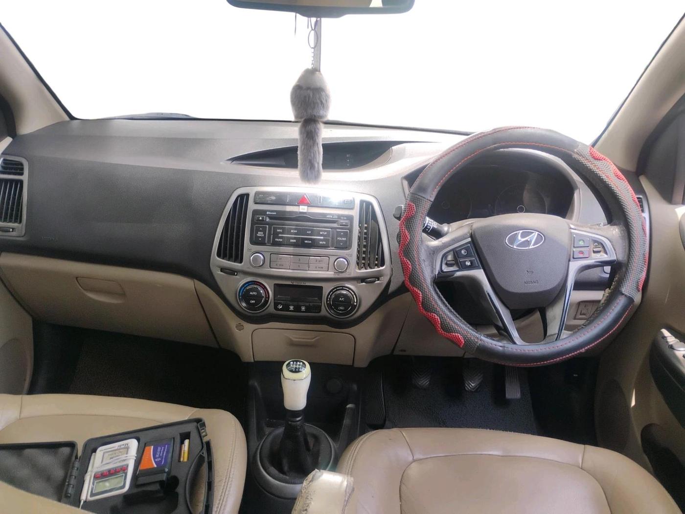 2013 Hyundai i20 ASTA 1.4 CRDI, Diesel, Manual, 1,27,959 km, interior