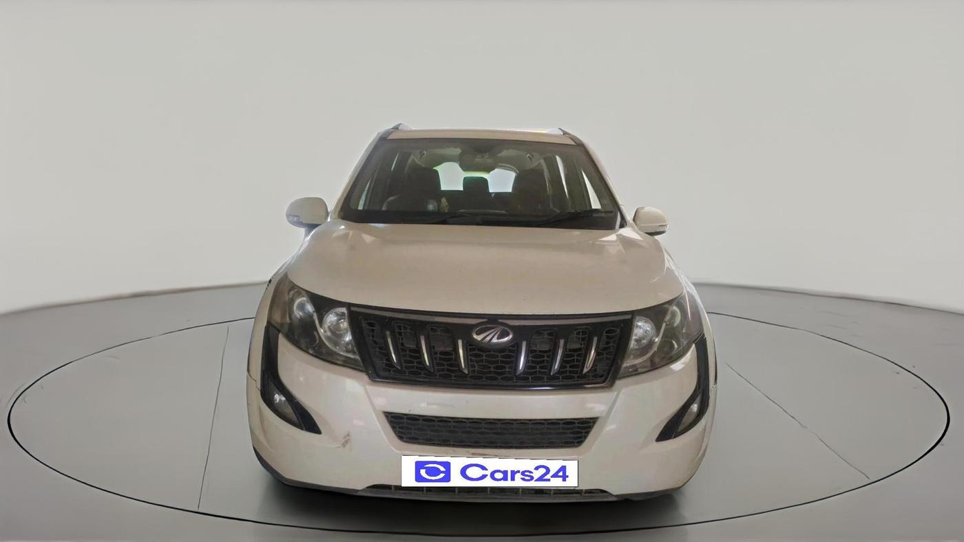 2015 Mahindra XUV500 W6, Diesel, Manual, 1,12,462 km, exterior
