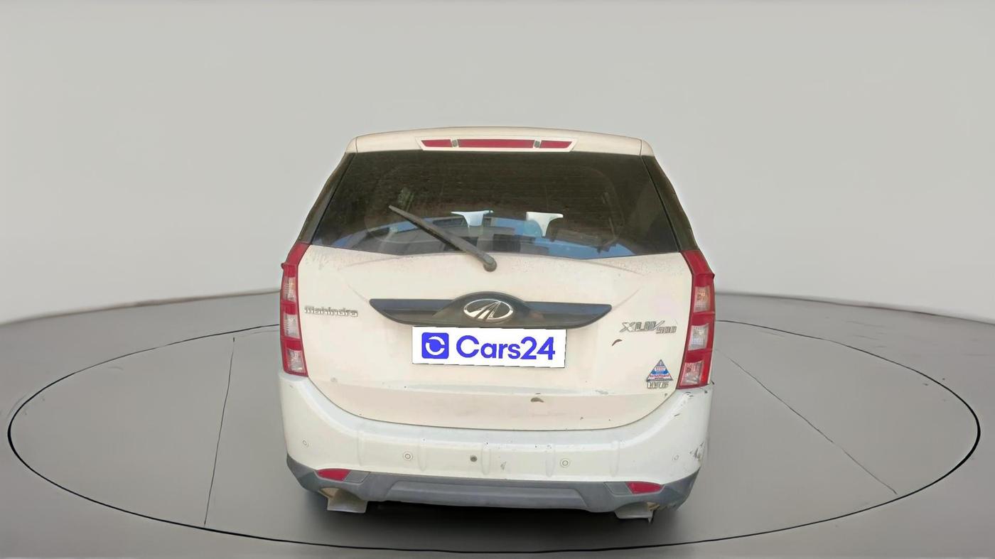 2015 Mahindra XUV500 W6, Diesel, Manual, 1,12,462 km, exterior