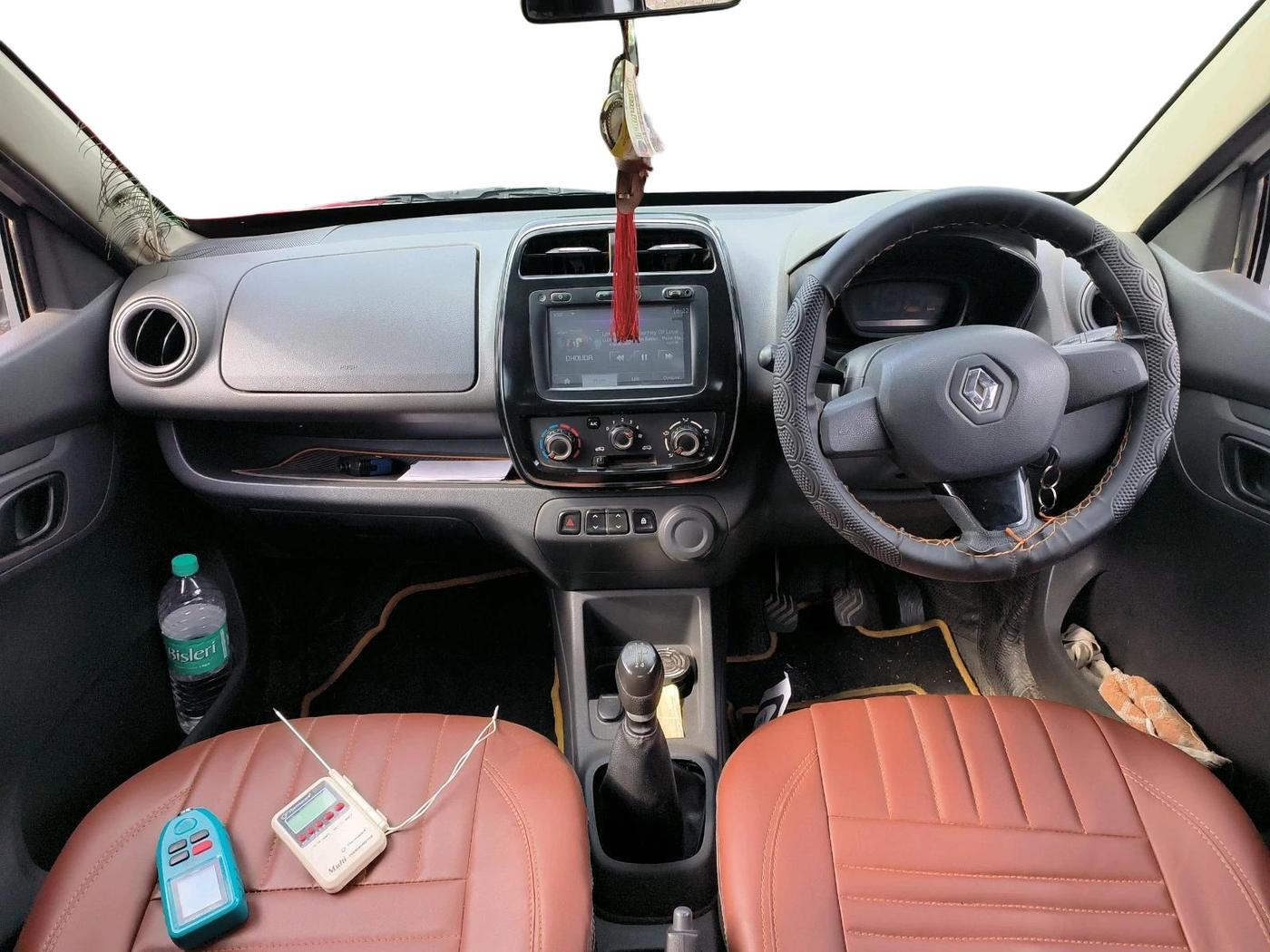 2016 Renault Kwid RXT 0.8, Petrol, Manual, 1,25,127 km, interior