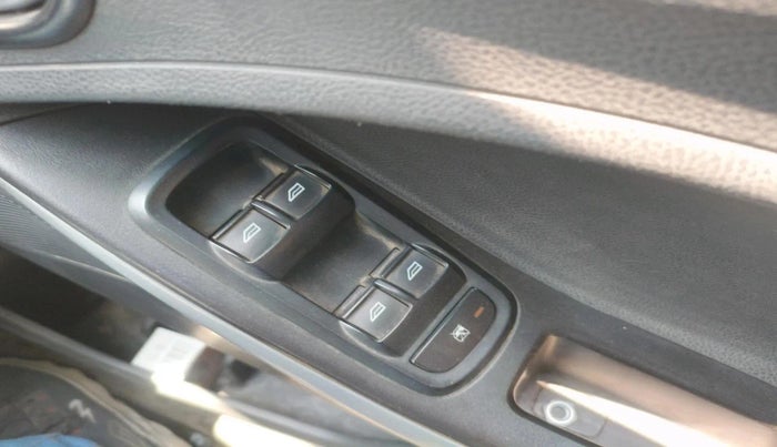 2015 Ford New Figo TITANIUM1.5 DIESEL, Diesel, Manual, 1,57,386 km, interior