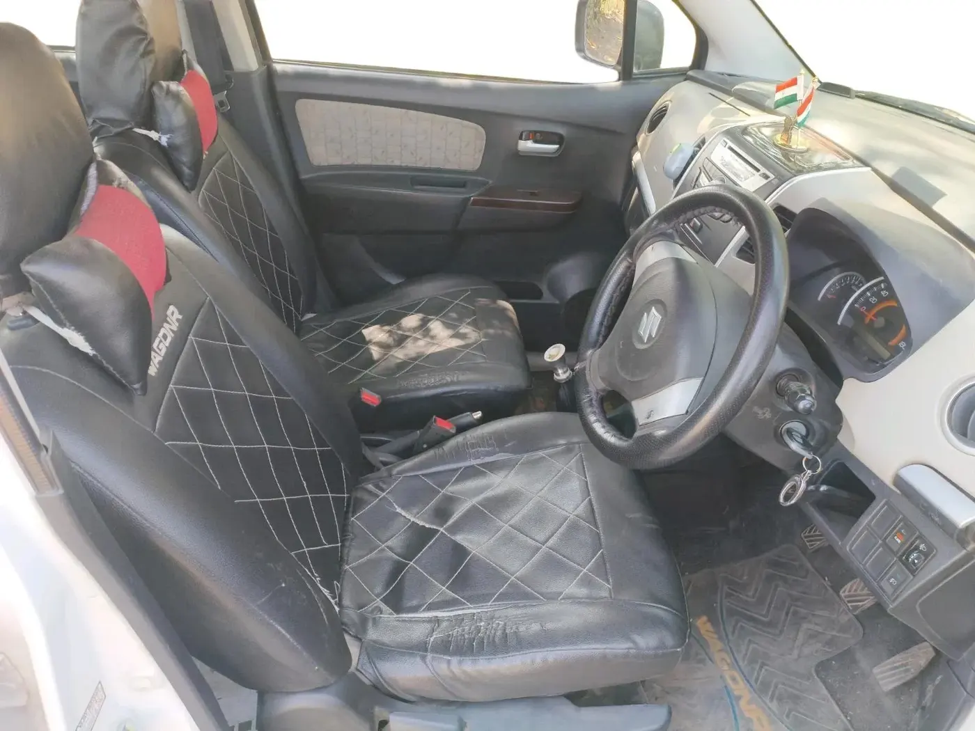 2015 Maruti Wagon R 1.0 VXI, Petrol, Manual, 1,49,096 km, interior