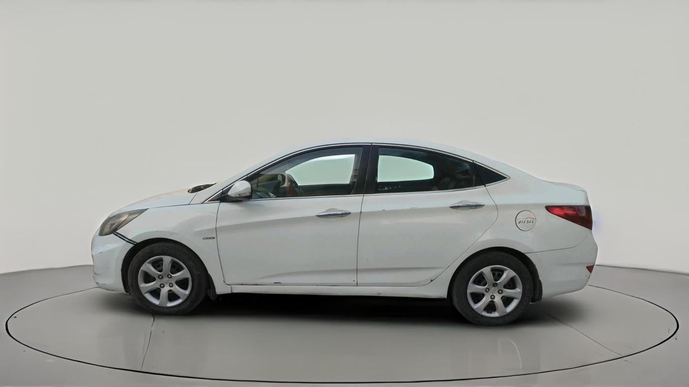 2011 Hyundai Verna FLUIDIC 1.6 CRDI EX, Diesel, Manual, 20,10,000 km, exterior