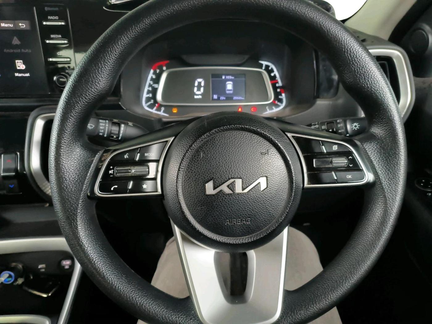 2023 KIA SONET HTK PLUS 1.0 IMT, Petrol, Manual, 25,500 km, interior