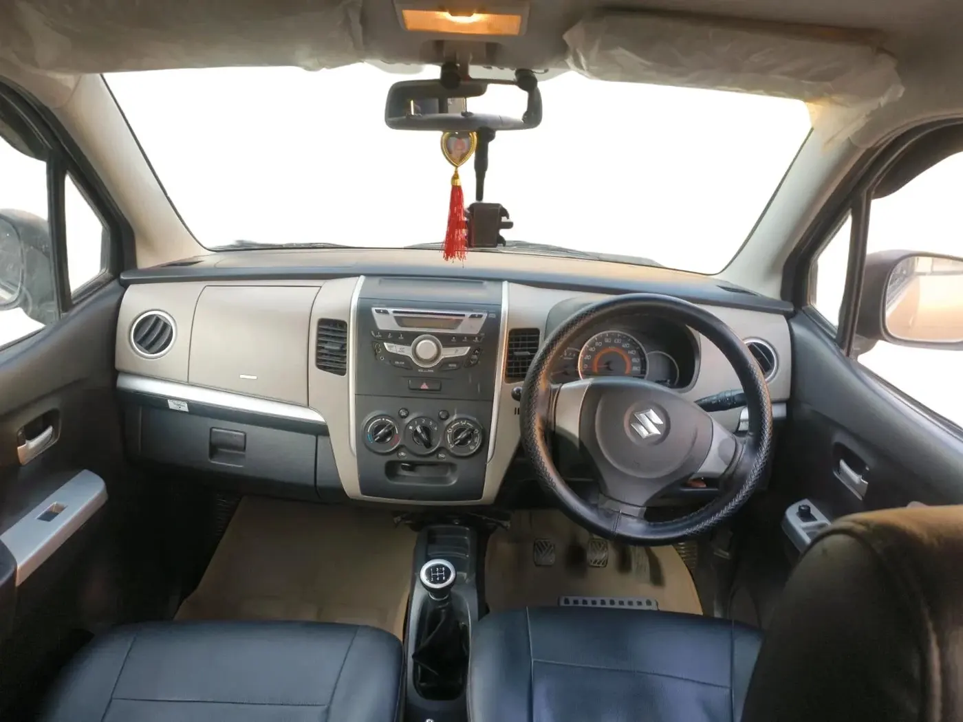 2013 Maruti Wagon R 1.0 VXI, Petrol, Manual, 56,608 km, interior