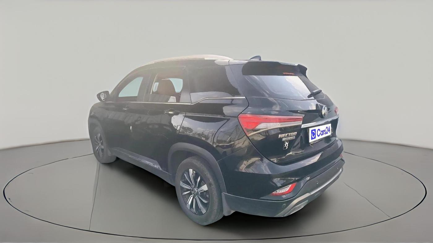 2020 MG HECTOR PLUS SHARP 2.0 DIESEL TURBO MT 6-STR, Diesel, Manual, 1,72,162 km, exterior