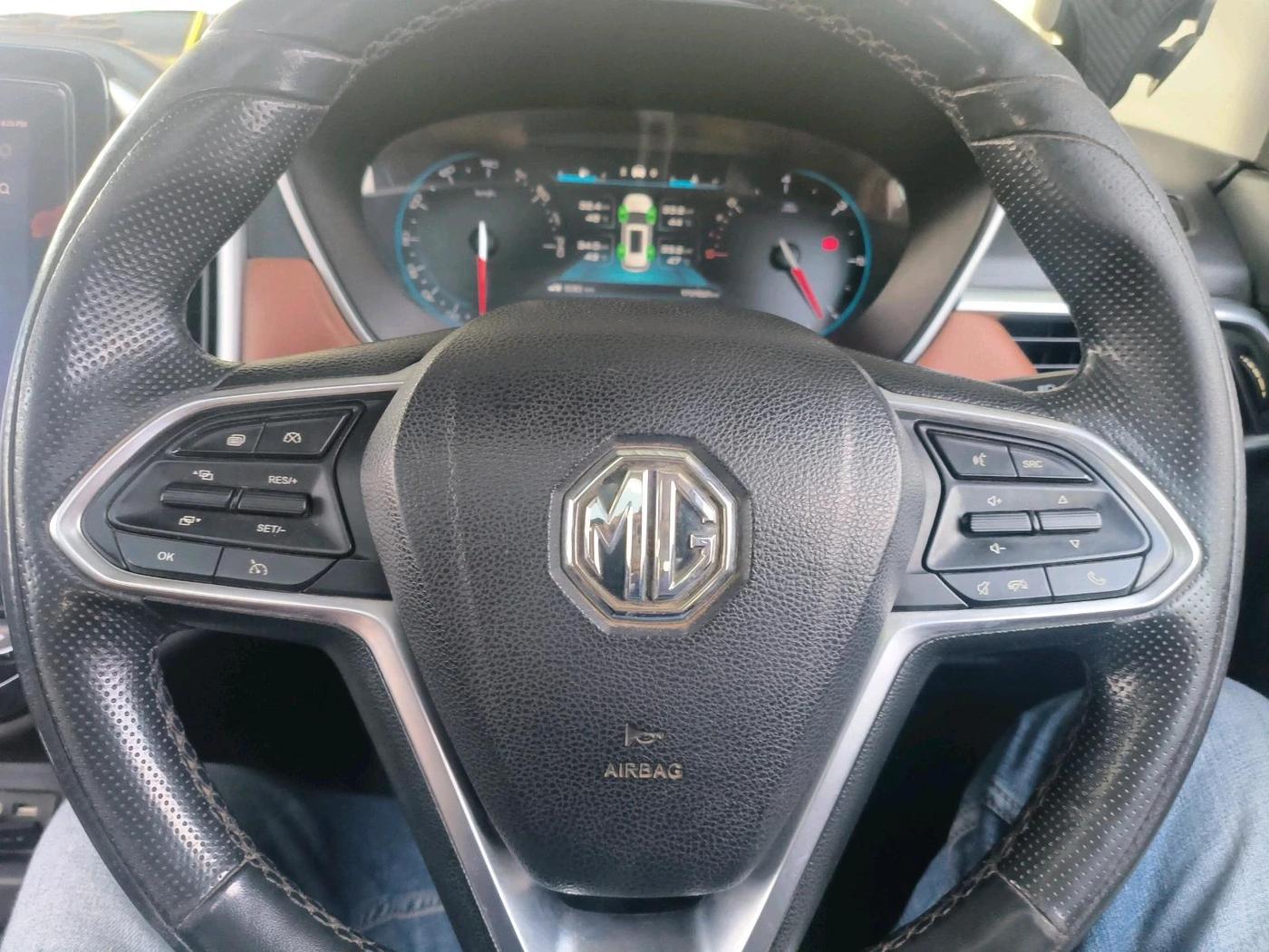 2020 MG HECTOR PLUS SHARP 2.0 DIESEL TURBO MT 6-STR, Diesel, Manual, 1,72,162 km, interior