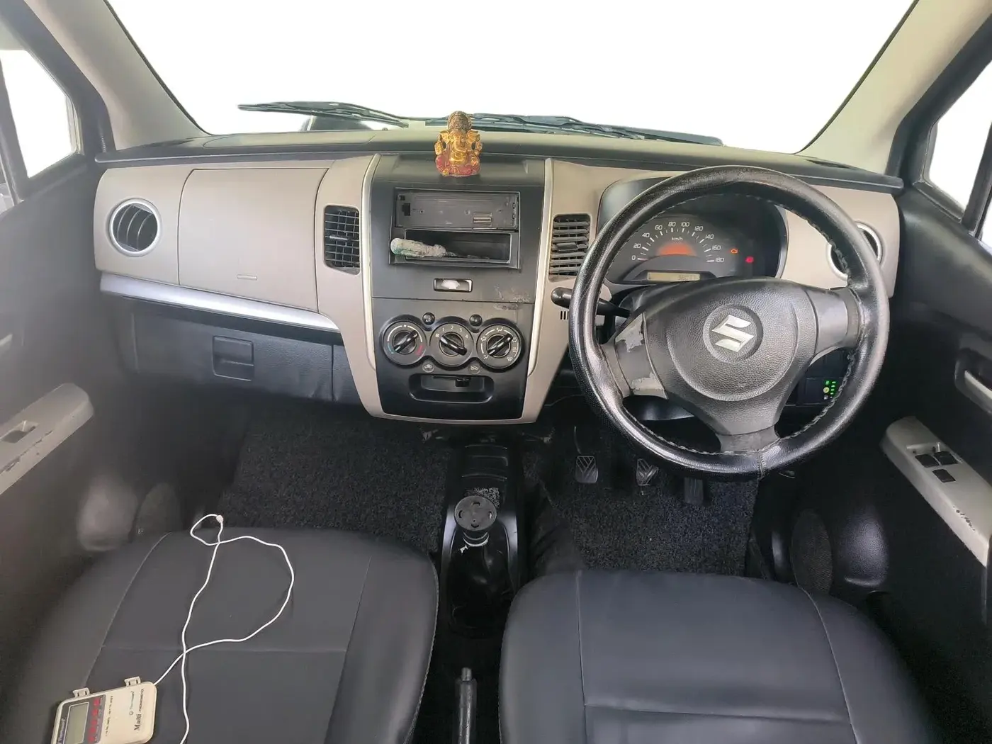2016 Maruti Wagon R 1.0 LXI CNG (O), CNG, Manual, 98,037 km, interior