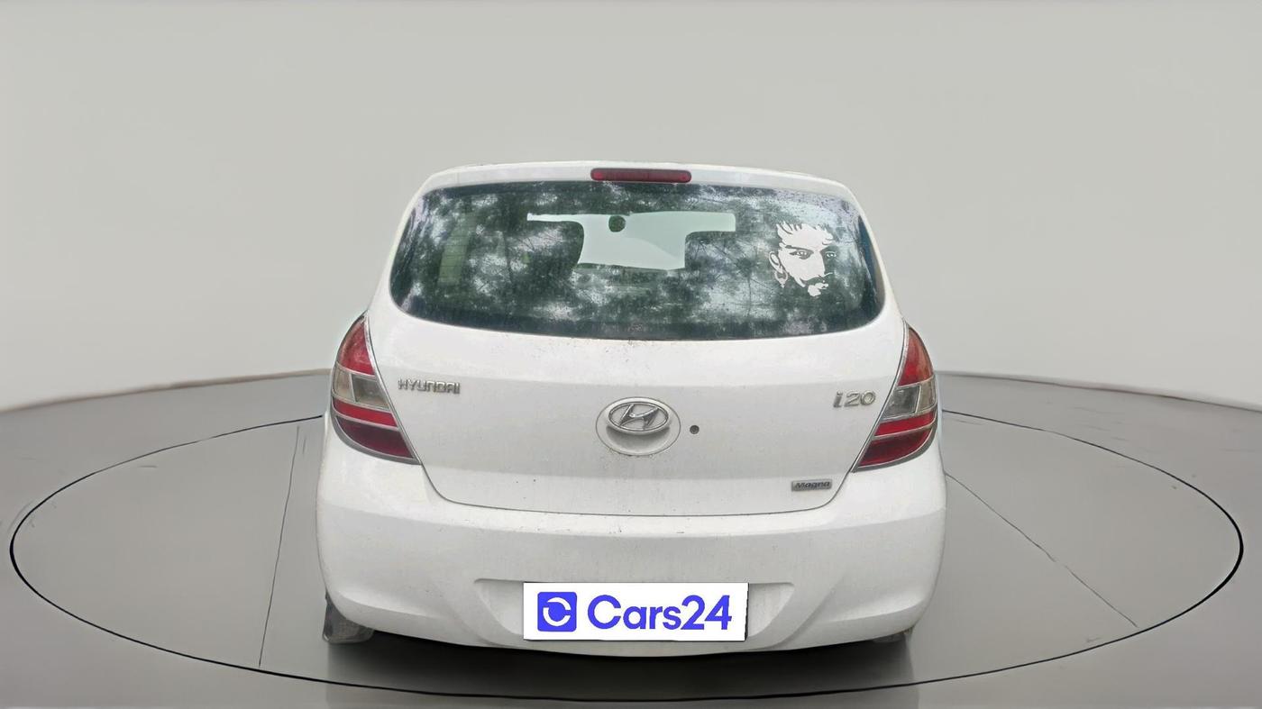 2011 Hyundai i20 MAGNA 1.2, CNG, Manual, 1,21,182 km, exterior