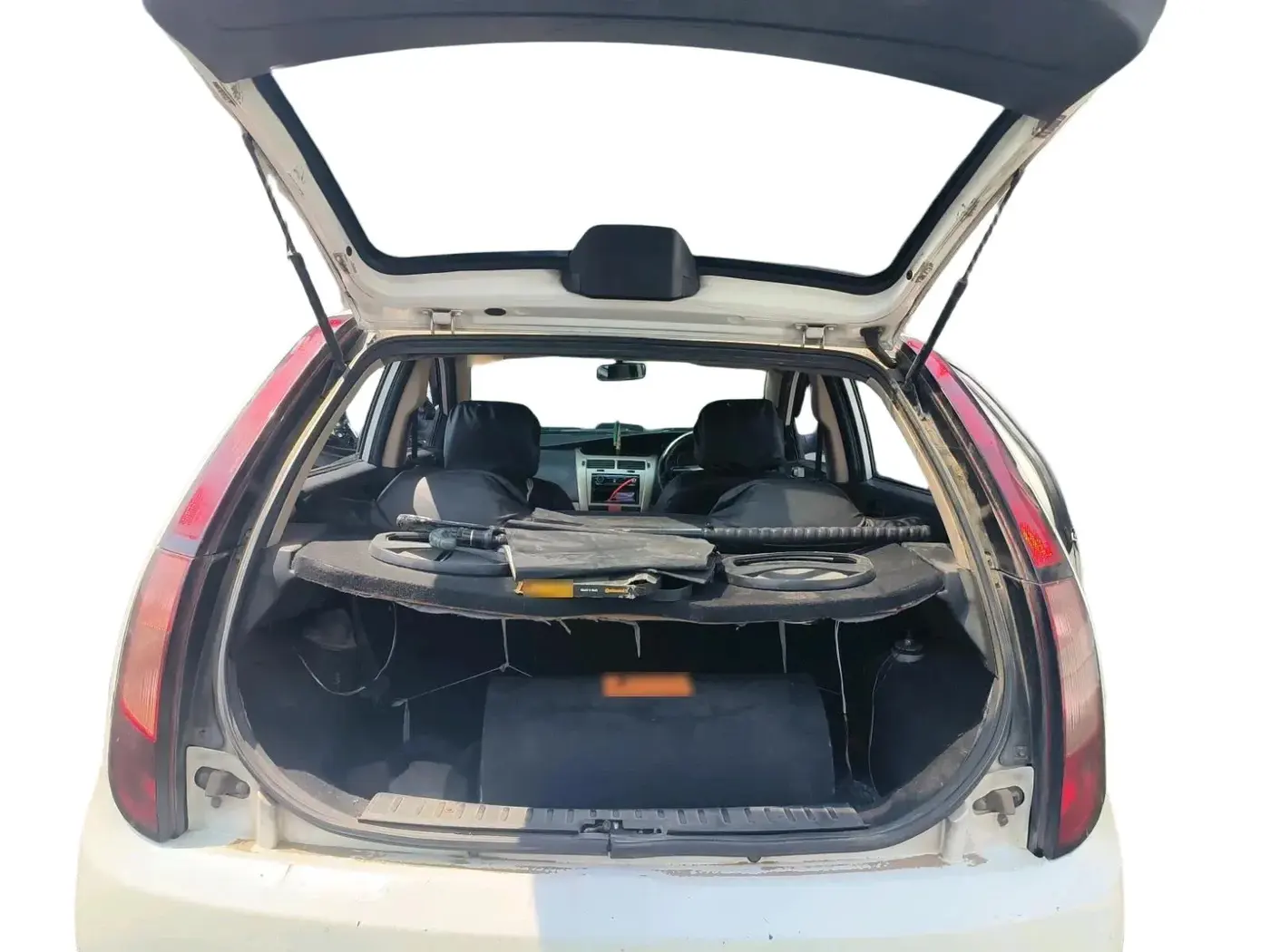 2014 Tata Indica Vista LS TDI, Diesel, Manual, 2,04,358 km, exterior