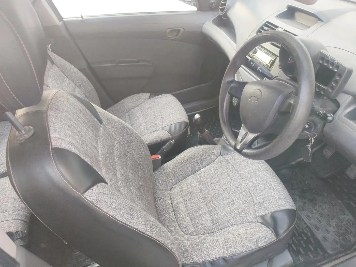 2011 Chevrolet Beat LS PETROL, Petrol, Manual, 85,653 km, interior