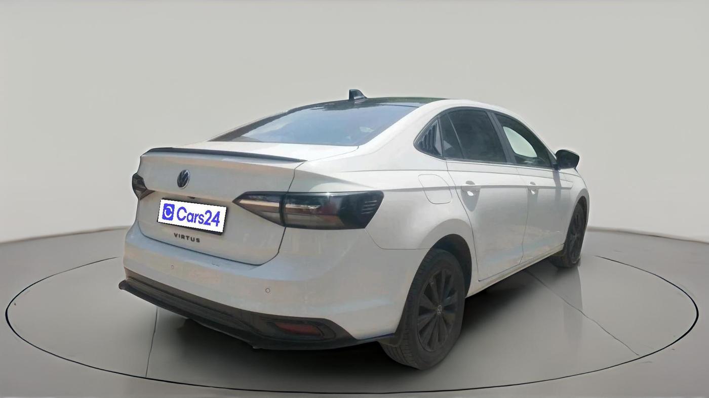 2025 Volkswagen VIRTUS HIGHLINE TSI 1.0 AT, Petrol, Automatic, 13,325 km, exterior