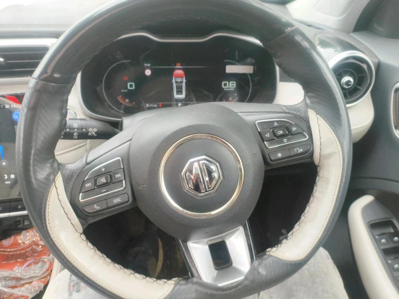 2022 MG ASTOR SHARP 1.5 CVT, Petrol, Automatic, 36,036 km, interior