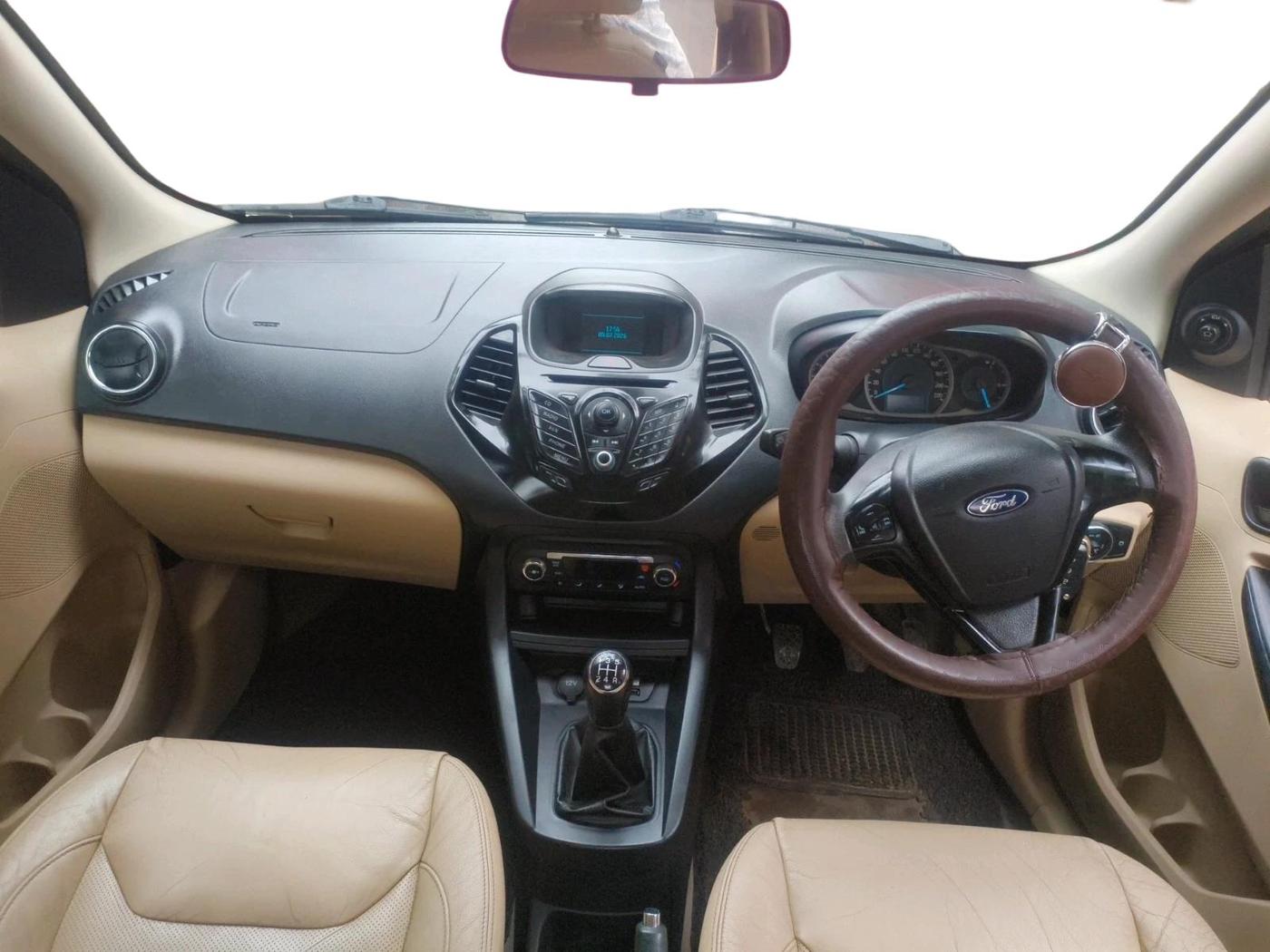 2016 Ford Figo Aspire TITANIUM1.5 DIESEL, Diesel, Manual, 1,40,609 km, interior