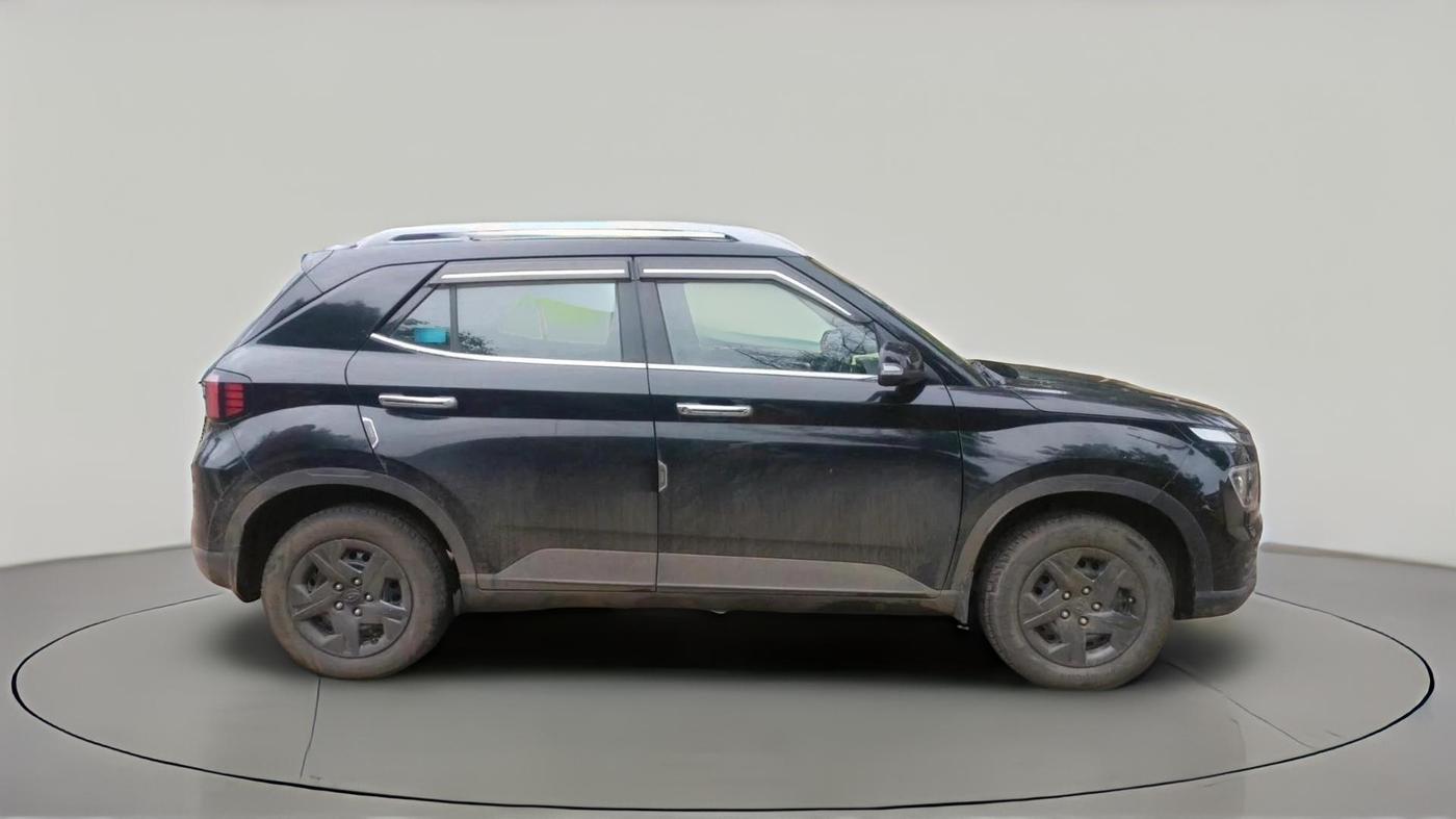 2024 Hyundai VENUE SX 1.2 PETROL, Petrol, Manual, 50,279 km, exterior