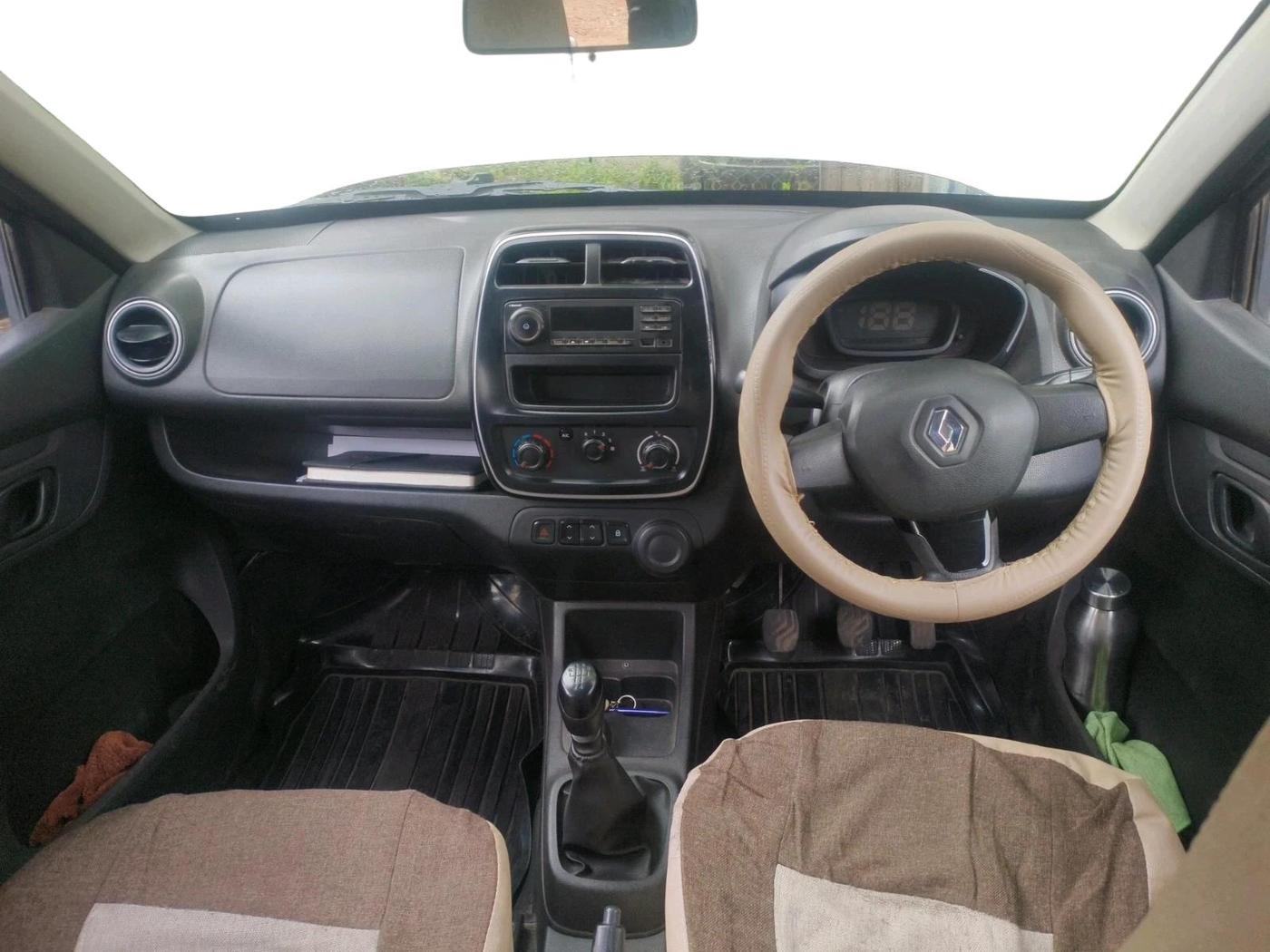 2018 Renault Kwid RXL, Petrol, Manual, 1,30,125 km, interior