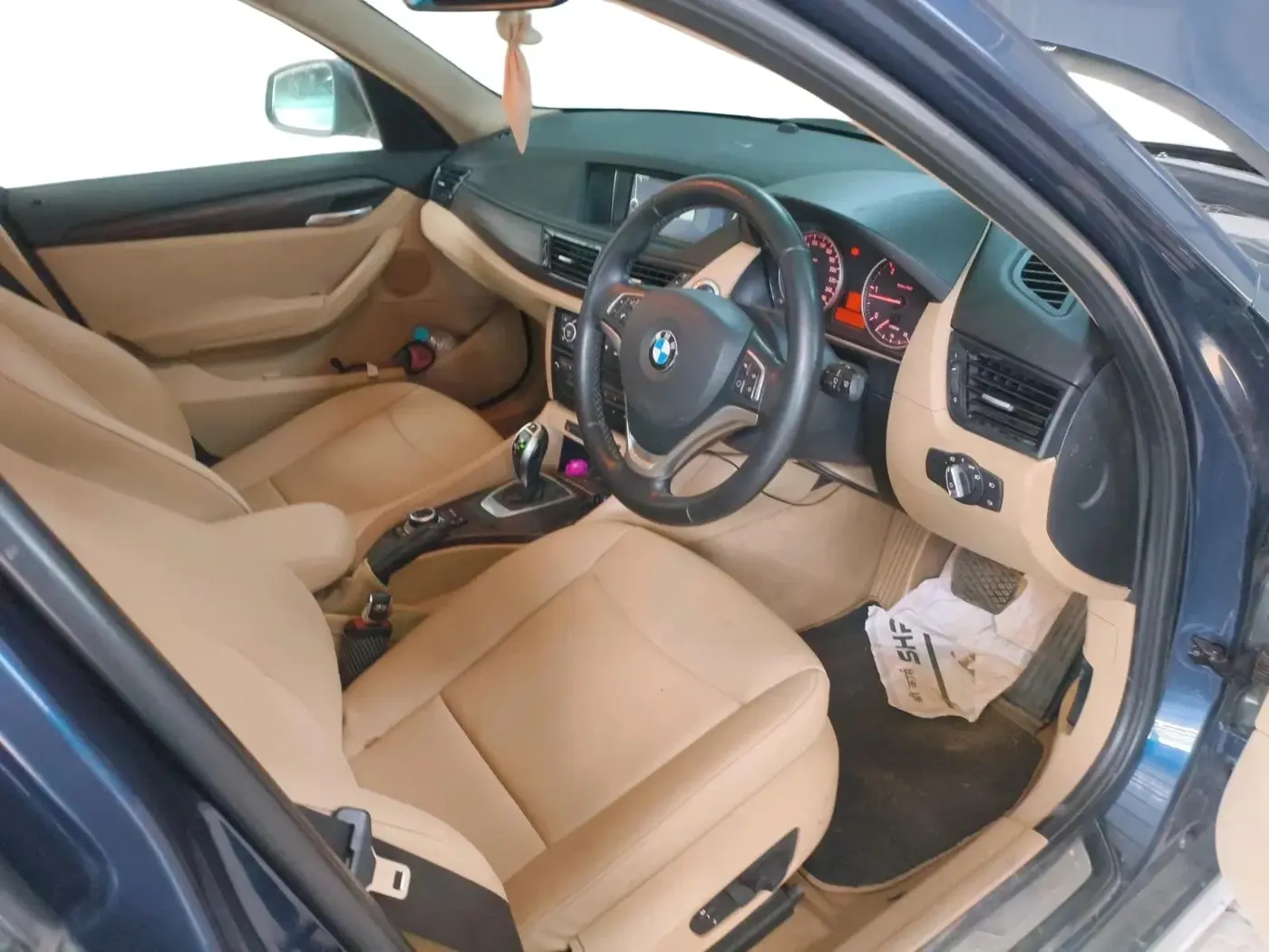 2013 BMW X1 SDRIVE 20D, Diesel, Automatic, 90,239 km, interior