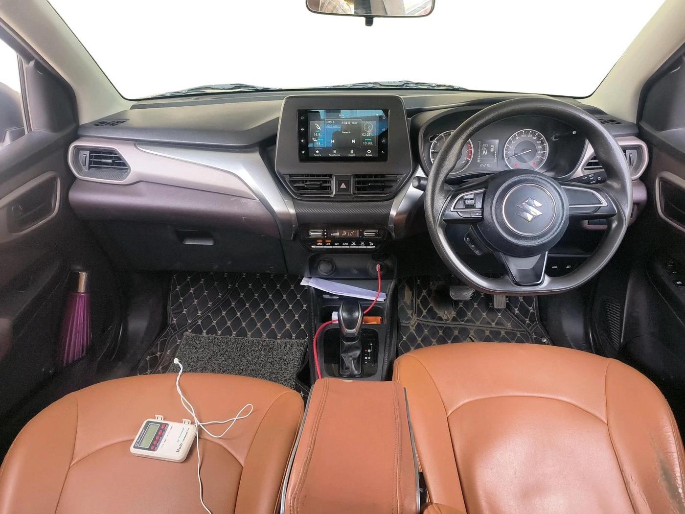 2023 Maruti FRONX DELTA PLUS 1.2L AGS, Petrol, Automatic, 1,24,278 km, interior