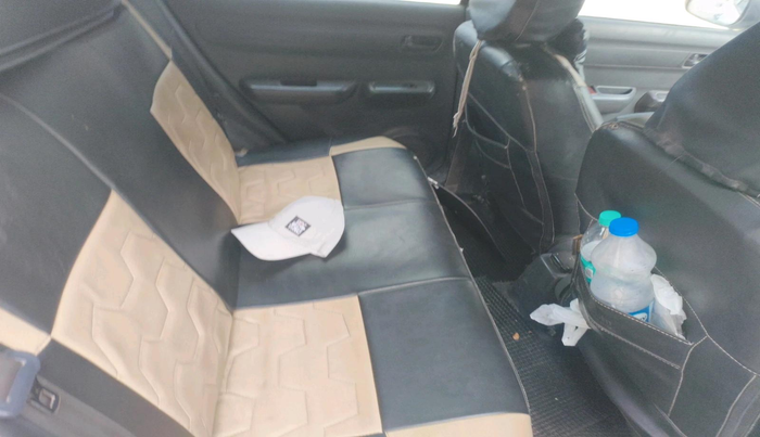 2011 Maruti Swift LDI, Diesel, Manual, 2,93,741 km, interior