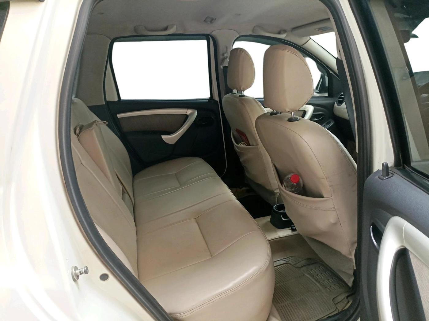 2013 Renault Duster 110 PS RXL DIESEL, Diesel, Manual, 1,30,476 km, interior