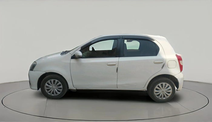 2018 Toyota Etios Liva V, CNG, Manual, 91,327 km, exterior