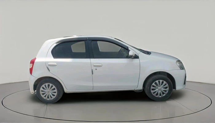 2018 Toyota Etios Liva V, CNG, Manual, 91,327 km, exterior