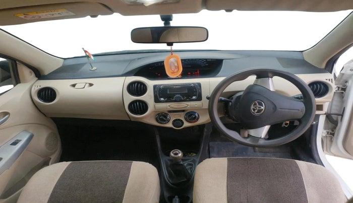 2018 Toyota Etios Liva V, CNG, Manual, 91,327 km, interior