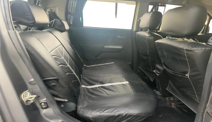 2011 Maruti Wagon R 1.0 VXI, Petrol, Manual, 1,27,483 km, interior