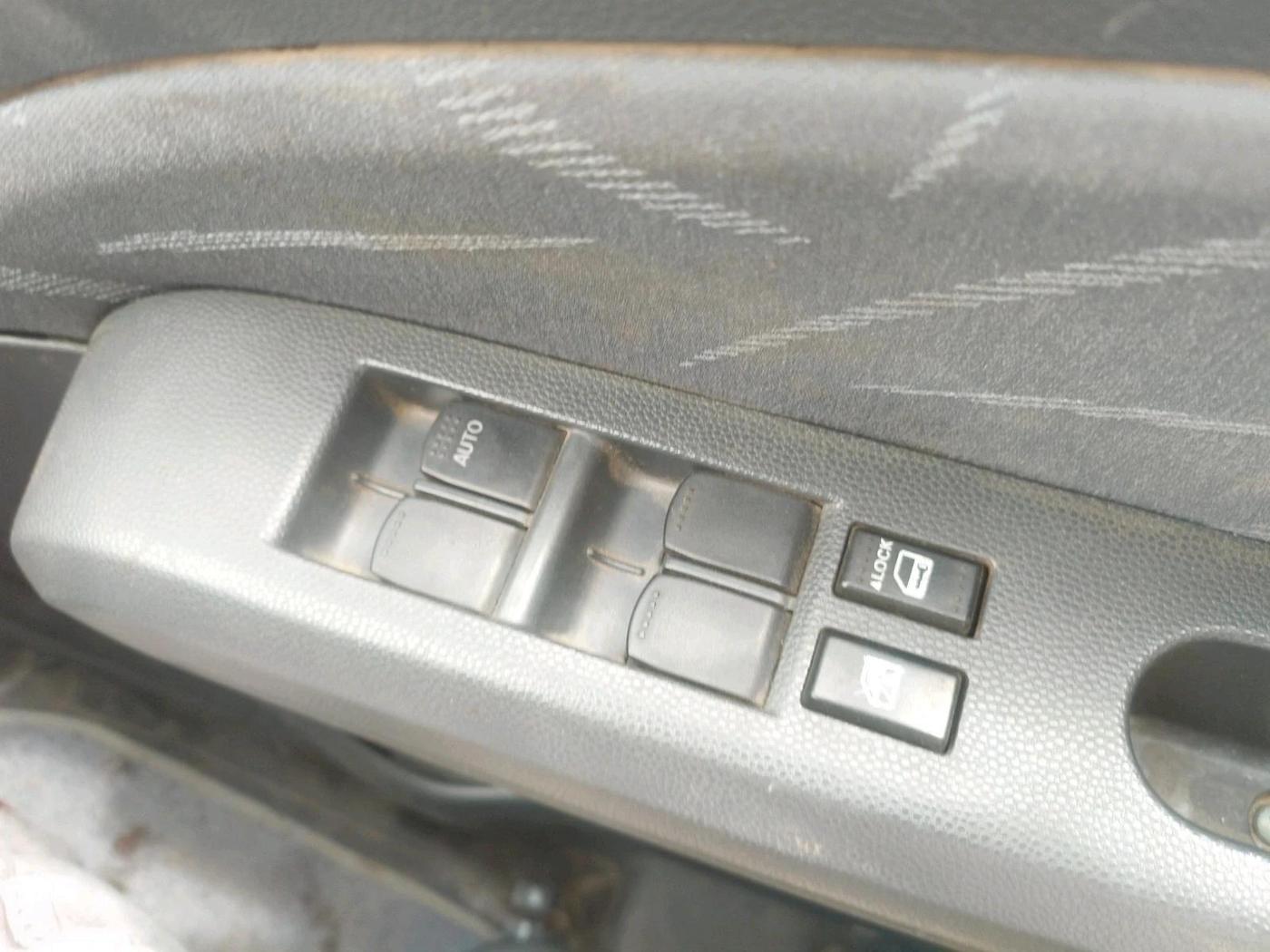 2012 Maruti Ritz VXI, Petrol, Manual, 80,781 km, interior