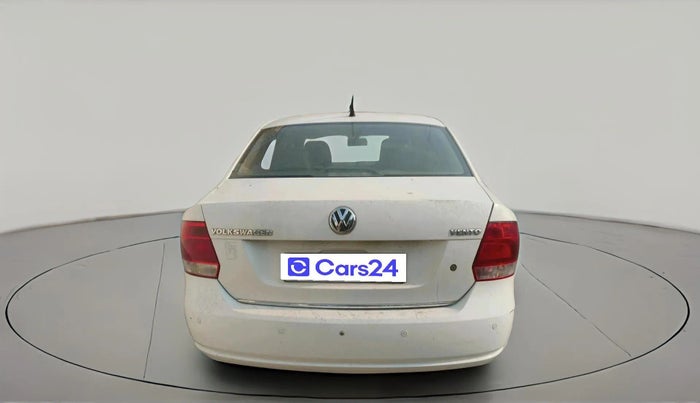 2011 Volkswagen Vento HIGHLINE 1.6 MPI, Petrol, Manual, 84,303 km, exterior