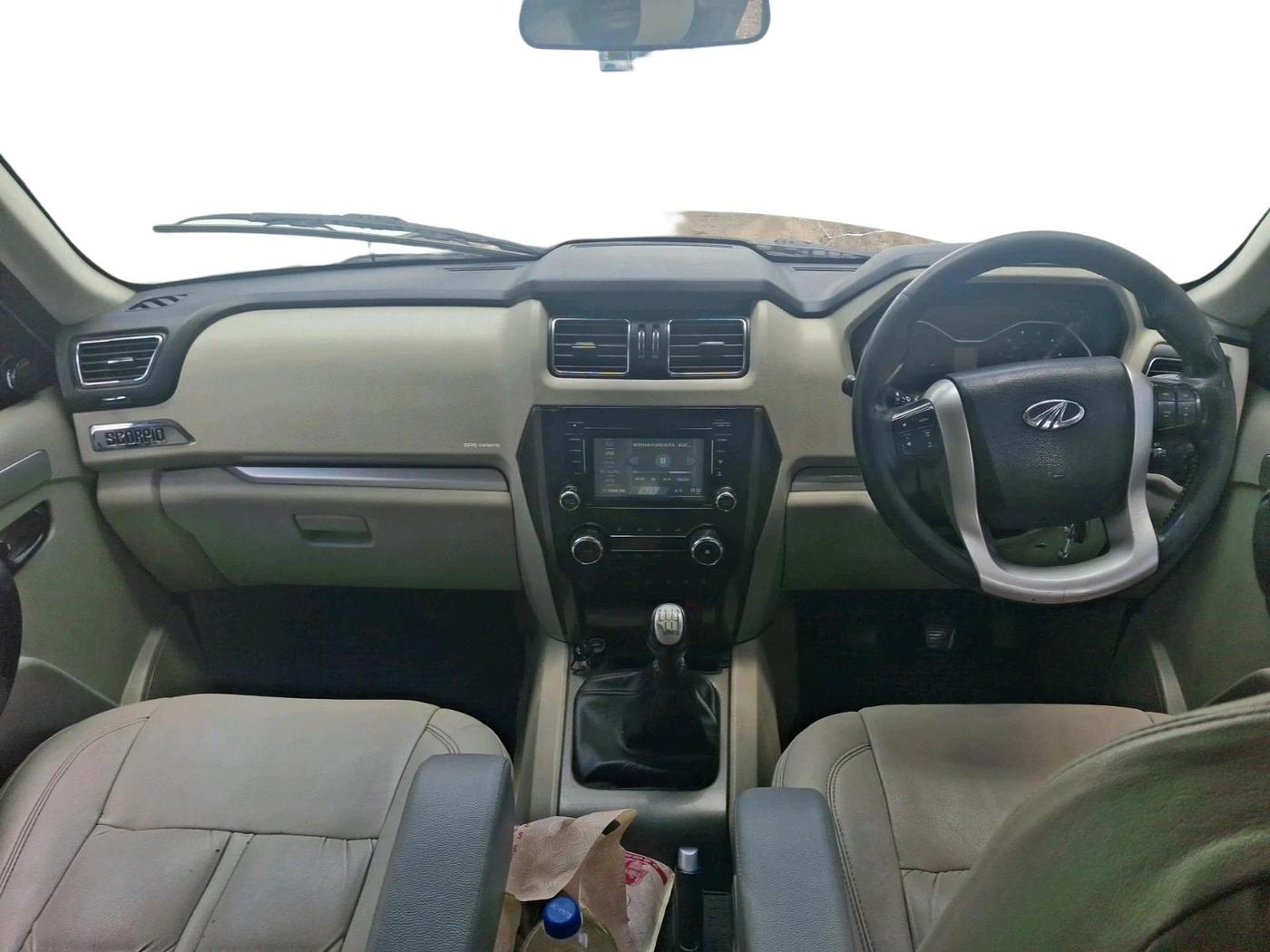 2018 Mahindra Scorpio S11 2WD, Diesel, Manual, 1,97,698 km, interior