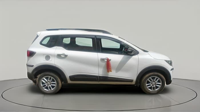 2023 Renault TRIBER RXT, Petrol, Manual, 19,657 km, exterior