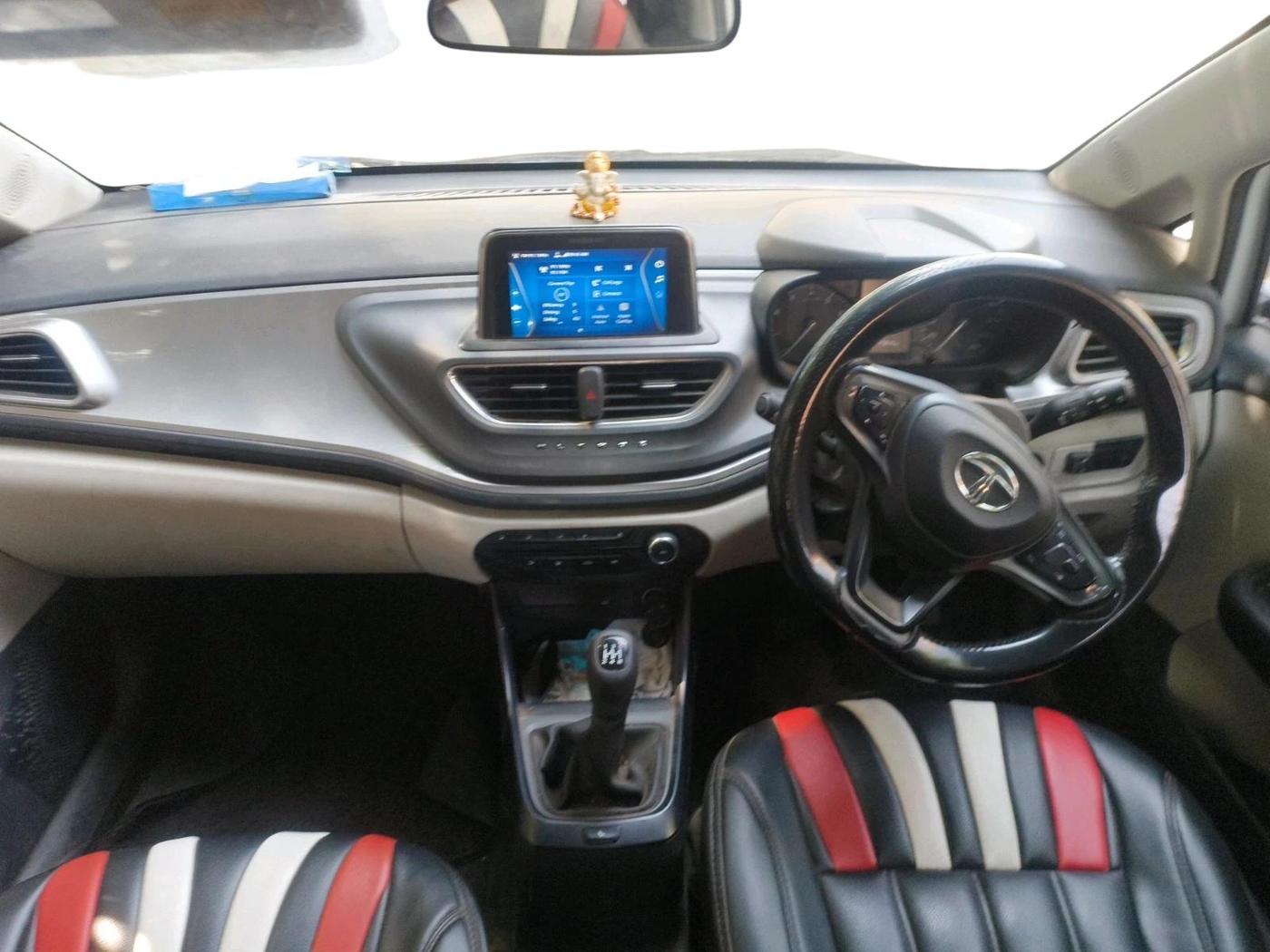 2023 Tata ALTROZ XM PLUS SUNROOF, CNG, Manual, 47,814 km, interior