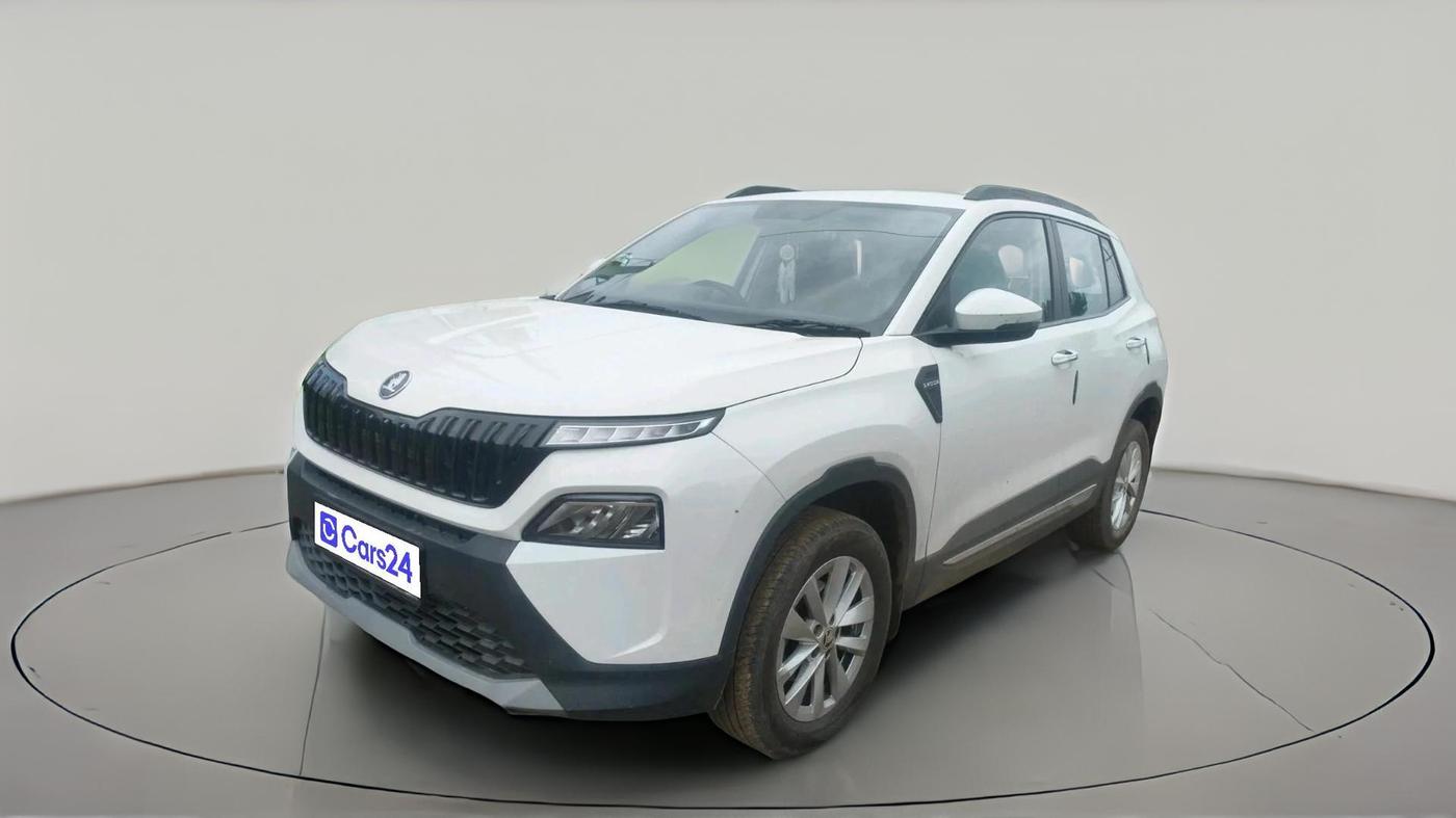 2025 Skoda Kylaq Signature Plus AT, Petrol, Automatic, 15,128 km, exterior
