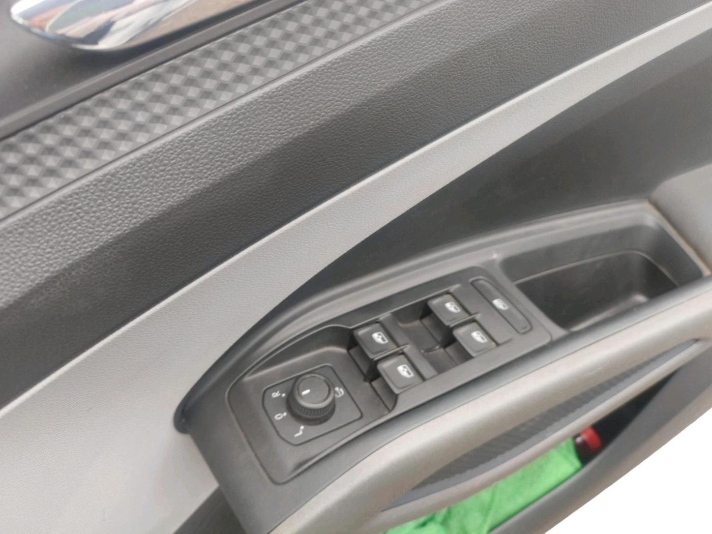 2025 Skoda Kylaq Signature Plus AT, Petrol, Automatic, 15,128 km, interior