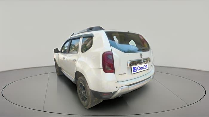 2017 Renault Duster 85 PS RXZ DIESEL, Diesel, Manual, 1,29,277 km, exterior