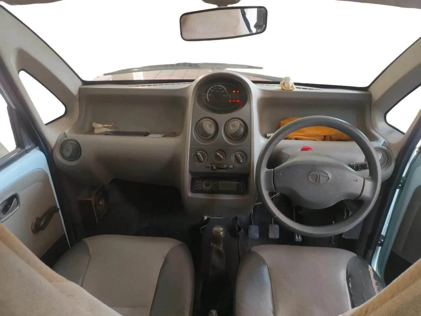 2011 Tata Nano CX, Petrol, Manual, 1,19,603 km, interior
