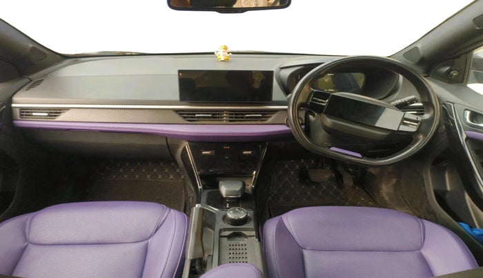 2024 Tata NEXON FEARLESS PURPLE + SUNROOF AMT DUAL TONE 1.5 DIESEL, Diesel, Automatic, 33,748 km, interior